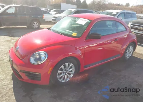 2018 Volkswagen Beetle 2.0T Coast/2.0T S из США, поврежденный, VIN 3VWFD7AT6JM716994